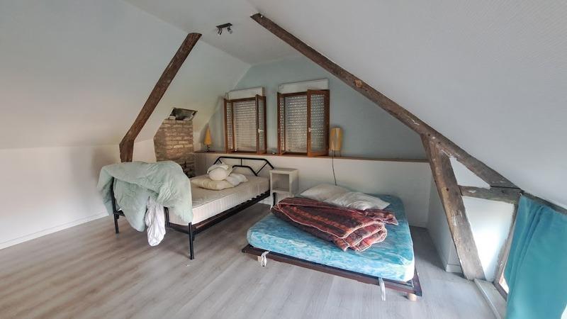 Grange - 80 m² - 4 pièces