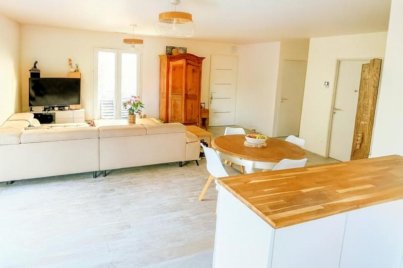 Maison - 110 m² - 5 pièces