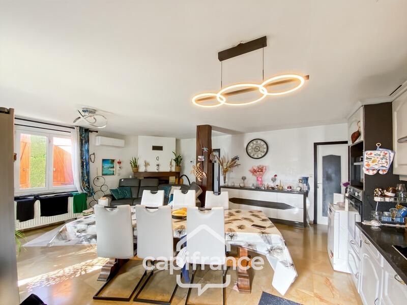 Maison - 120 m² - 4 pièces