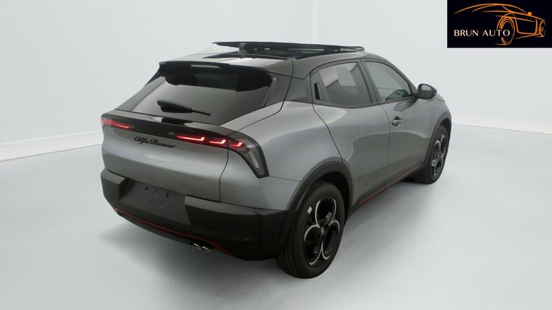 Alfa Romeo Junior 1.2 Ibrida 145 ch eDCT6 Speciale