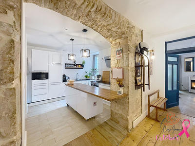 Appartement - 94 m² - 4 pièces