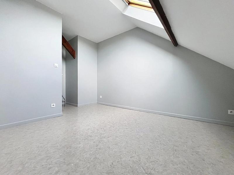 Maison - 204 m² - 10 pièces