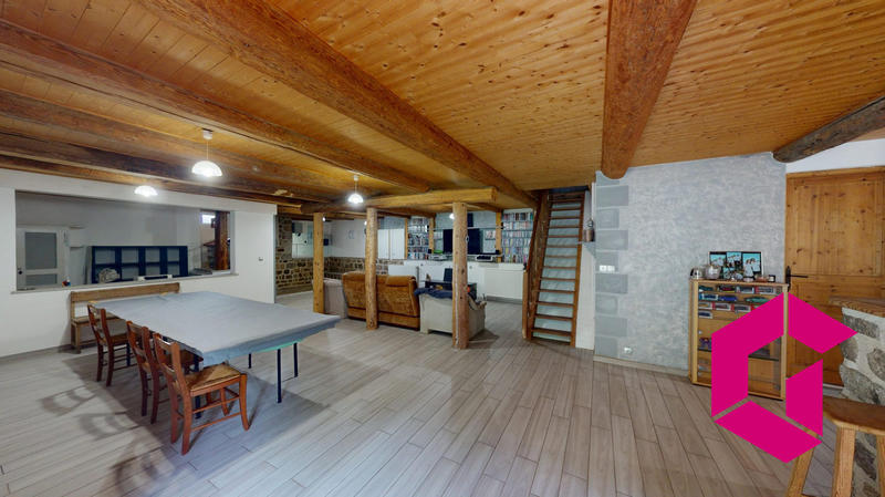 Ferme - 208 m² - 8 pièces