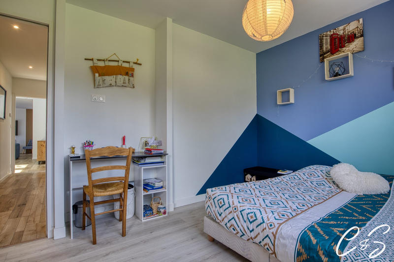 Maison contemporaine - 137 m² - 6 pièces