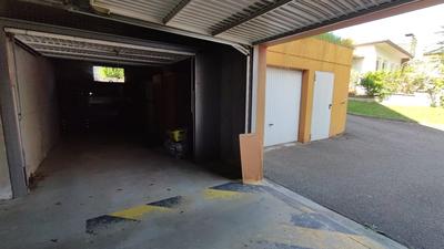 Parking / Garage - 16 m²