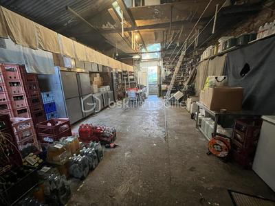 Immeuble - 200 m² - 8 pièces