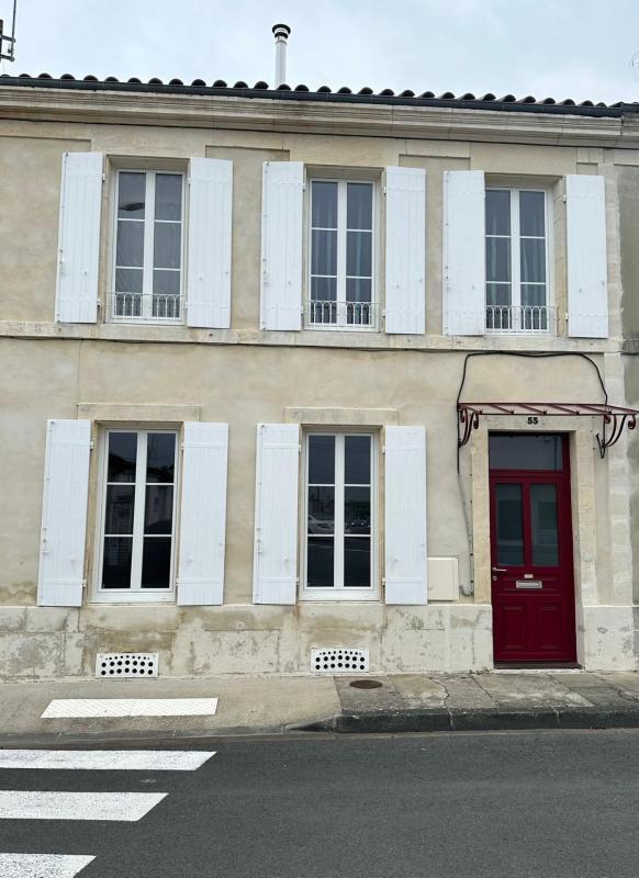 Maison - 189 m² - 7 pièces