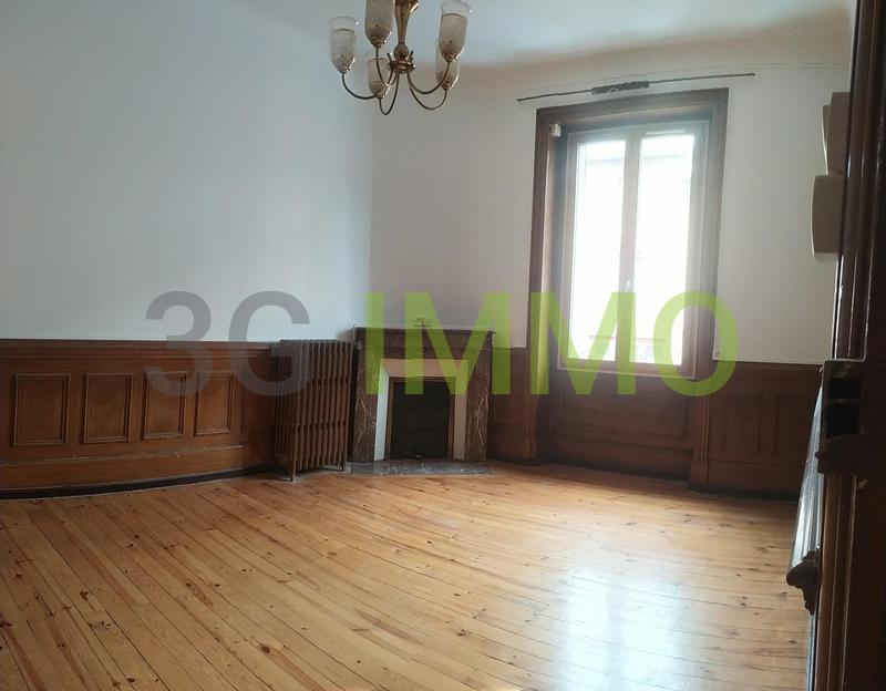 Maison - 100 m² - 6 pièces