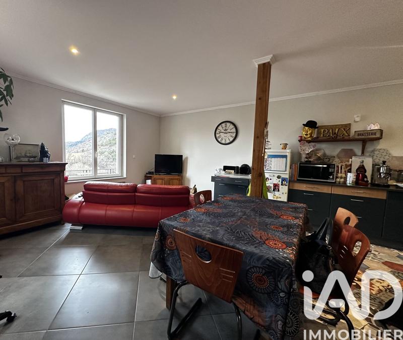 Maison de village - 140 m² - 7 pièces