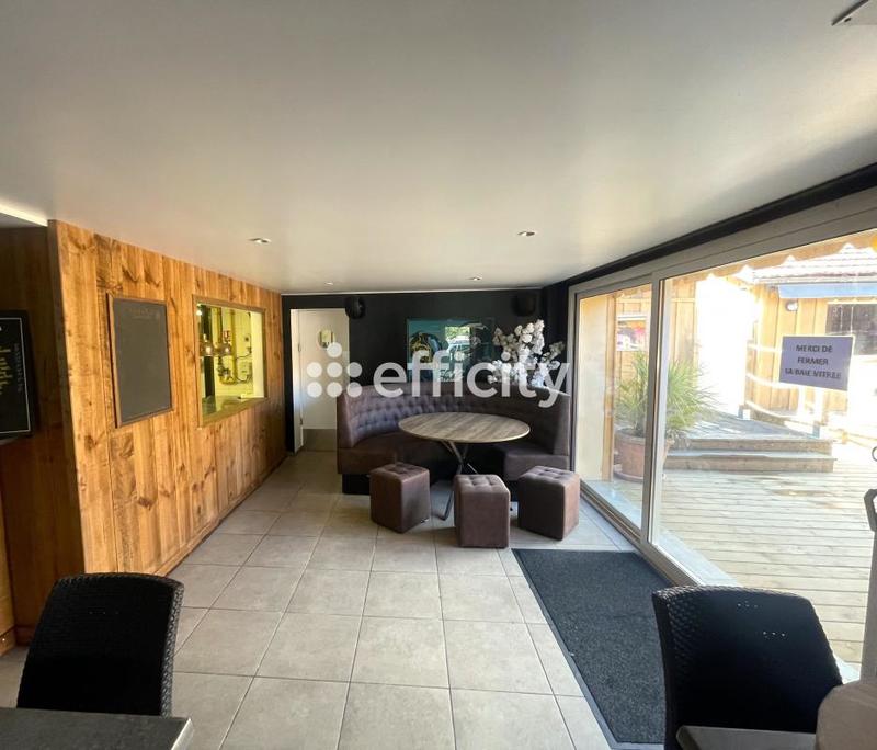 Bureau - 200 m² - 6 pièces