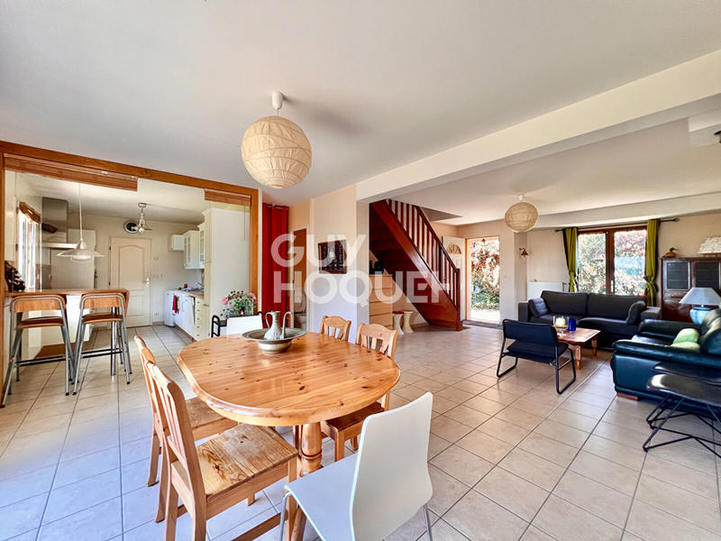 Maison - 113 m² - 6 pièces