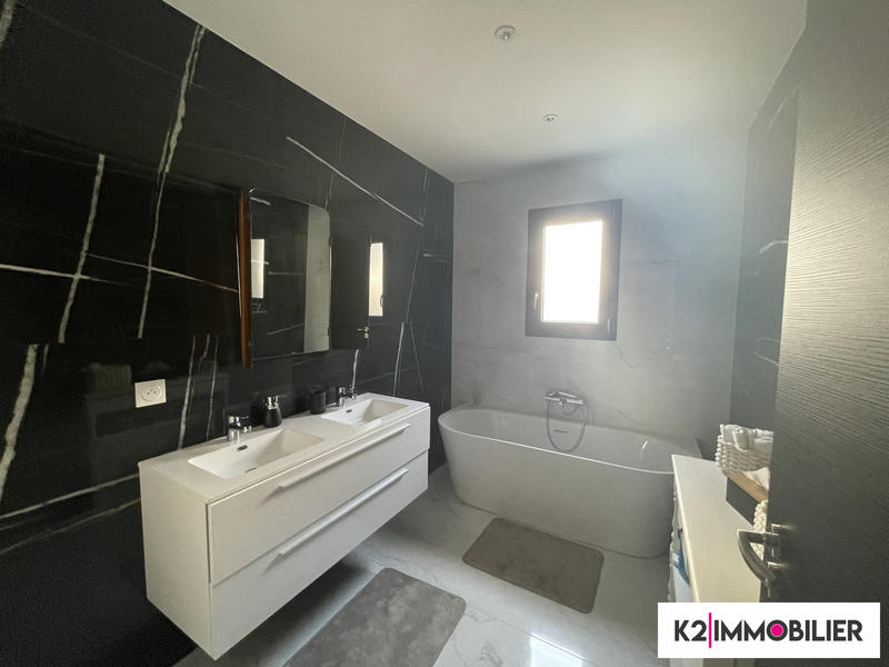 Maison - 124 m² - 5 pièces