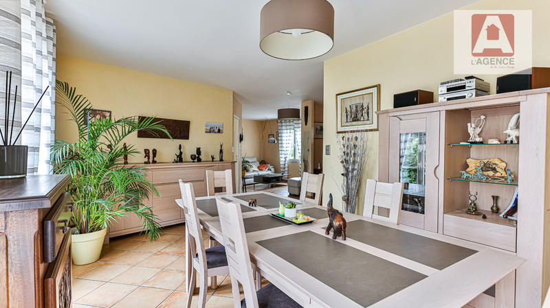 Maison - 121 m² - 4 pièces