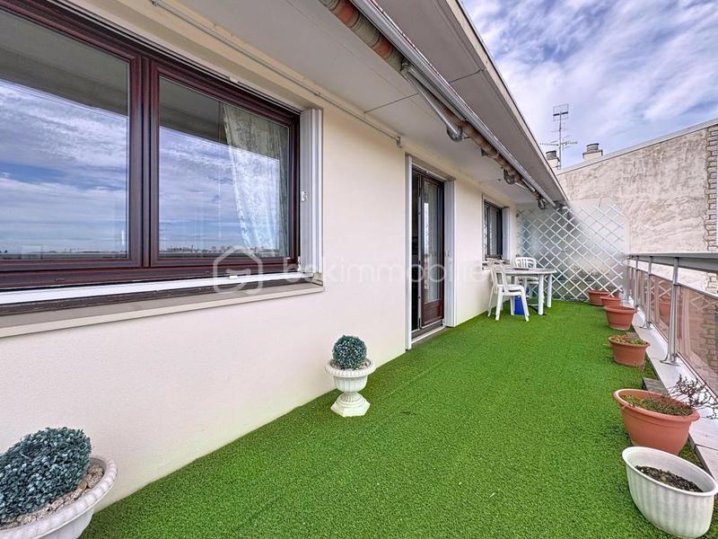 Appartement - 94 m² - 5 pièces