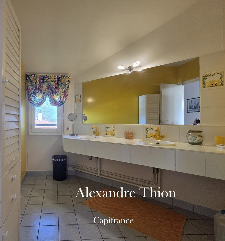 Maison - 156 m² - 5 pièces