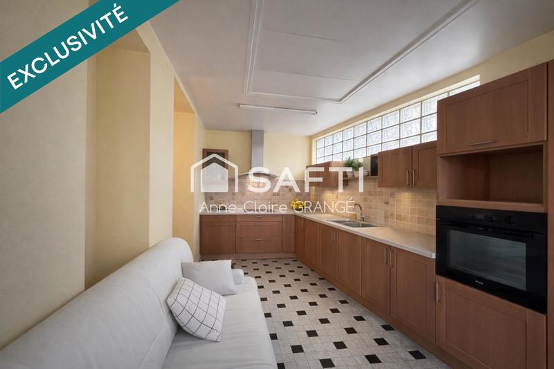 Maison - 142 m² - 7 pièces