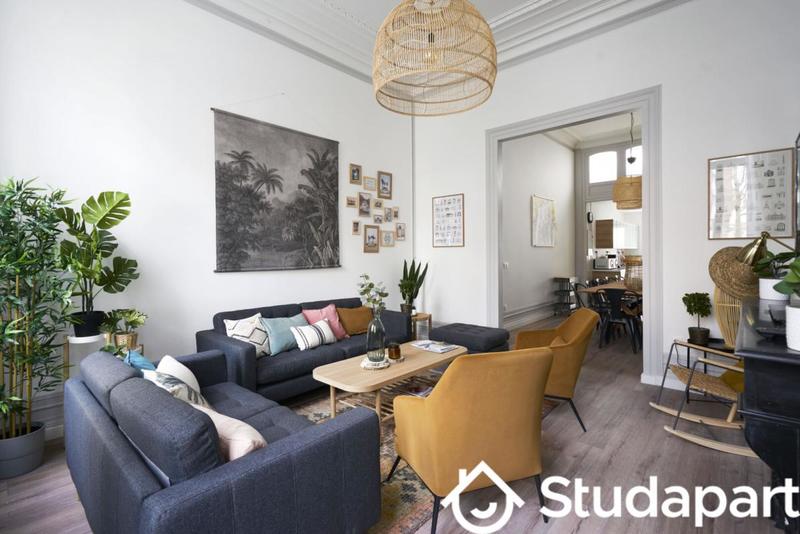 Chambre - 13 m² - 1 pièce