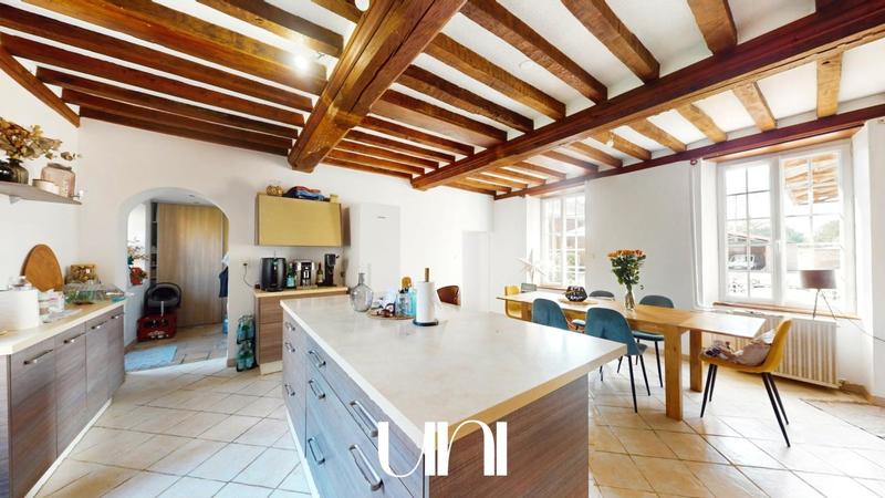 Maison - 150 m² - 4 pièces