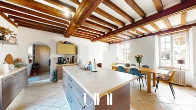 Maison - 150 m² - 4 pièces