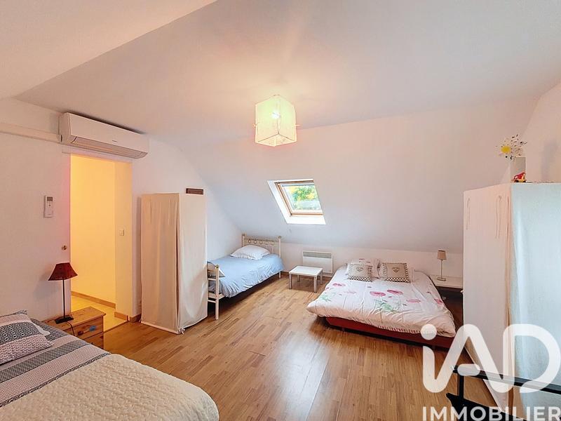 Maison - 175 m² - 10 pièces