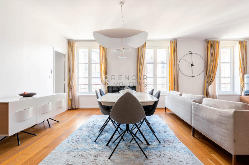 Appartement - 107 m² - 4 pièces