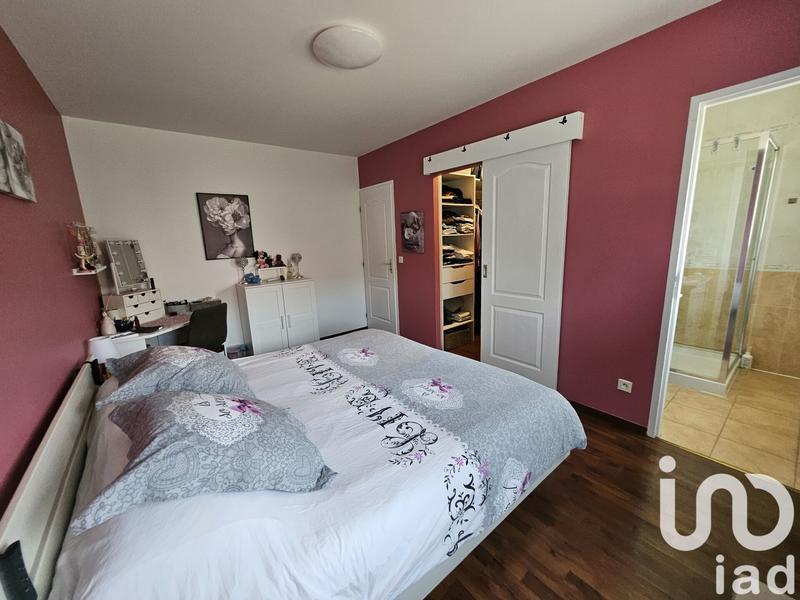 Maison - 200 m² - 9 pièces