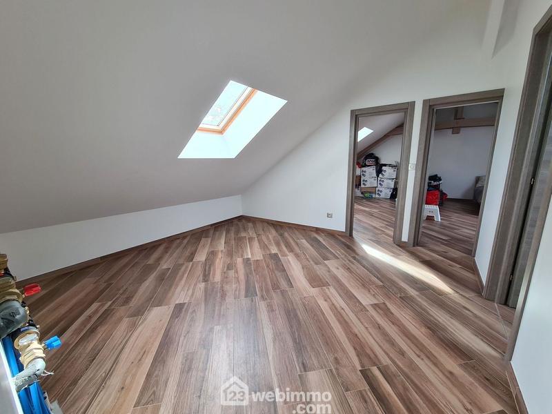 Maison - 312 m² - 13 pièces