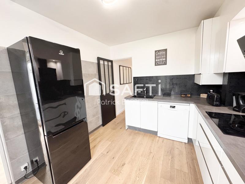 Maison - 94 m² - 5 pièces