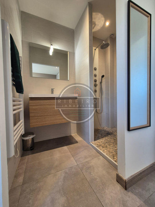 Villa - 110 m² - 4 pièces