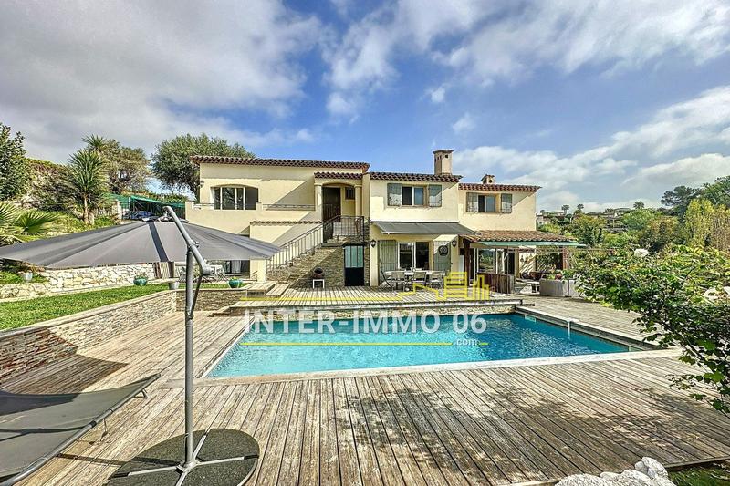 Villa - 178 m² - 7 pièces