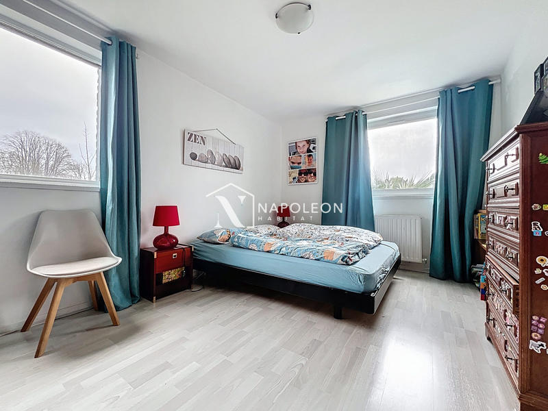 Maison - 200 m² - 6 pièces