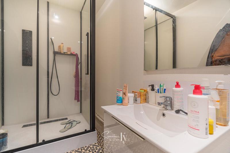 Appartement - 100 m² - 4 pièces