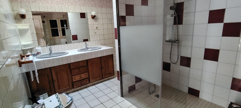 Maison de village - 161 m² - 8 pièces