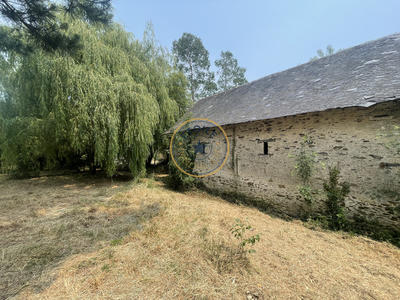 Maison - 100 m² - 2 pièces