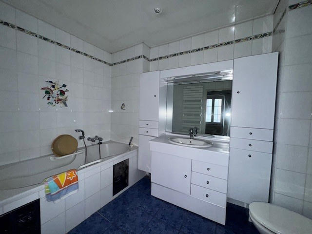 Appartement - 112 m² - 5 pièces