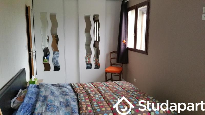 Chambre - 9 m² - 1 pièce