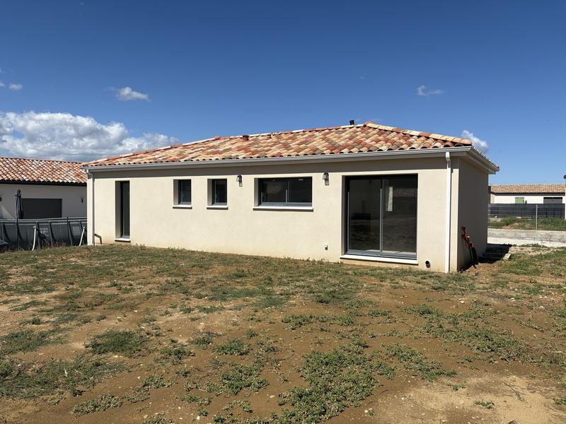 Maison - 96 m² - 4 pièces