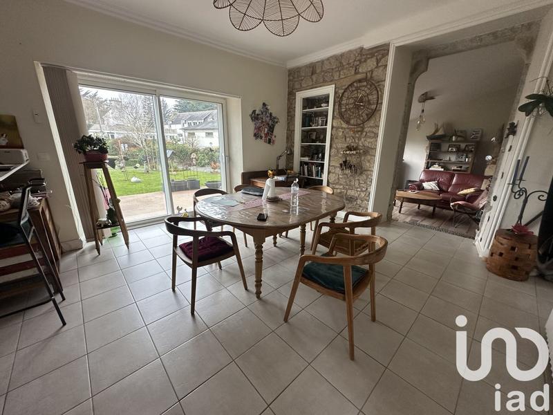 Maison - 127 m² - 8 pièces