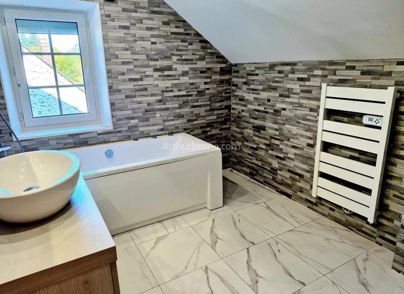 Maison - 110 m² - 6 pièces