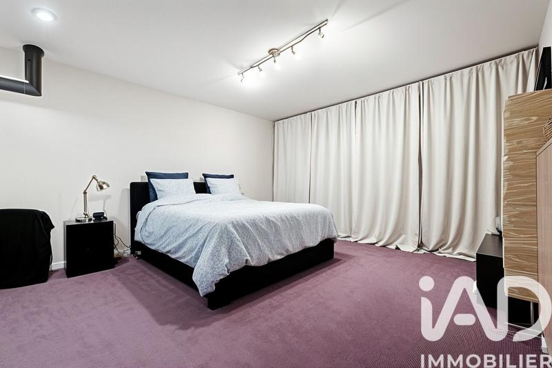 Appartement - 200 m² - 6 pièces