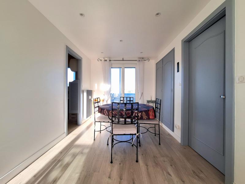 Appartement - 87 m² - 5 pièces