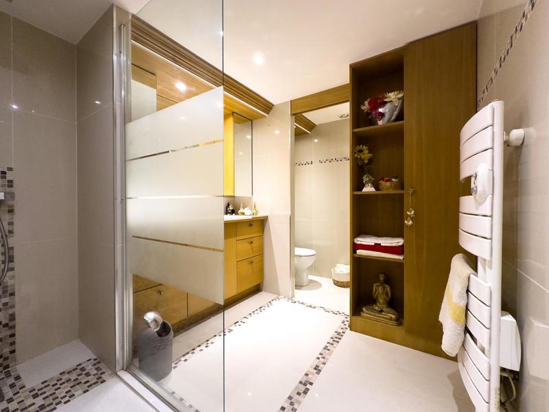 Maison - 204 m² - 6 pièces