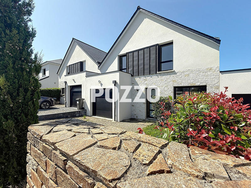 Maison - 97 m² - 5 pièces