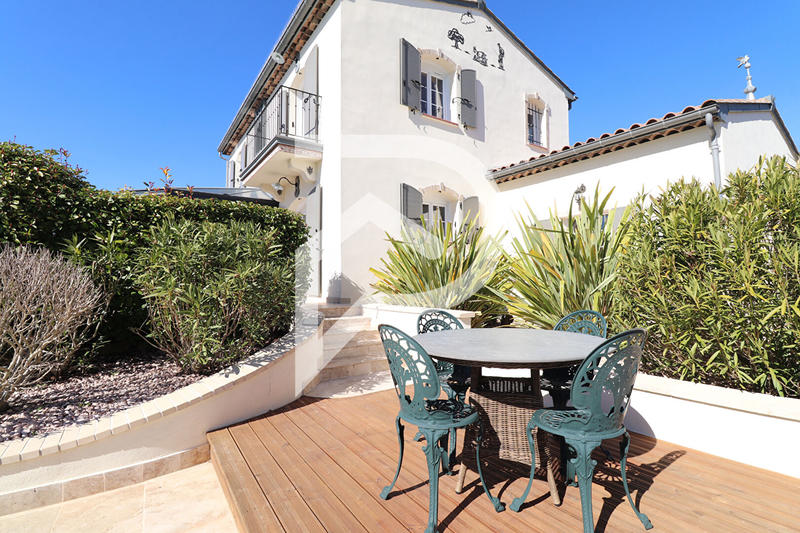 Villa - 200 m² - 5 pièces