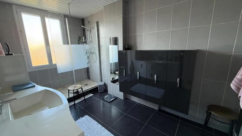 Maison - 120 m² - 5 pièces