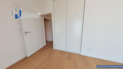 Appartement - 96 m² - 4 pièces
