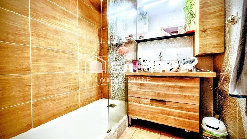 Appartement - 80 m² - 3 pièces