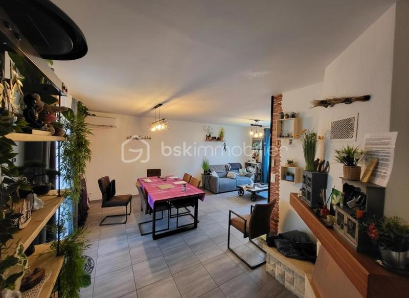 Maison traditionnelle - 89 m² - 4 pièces