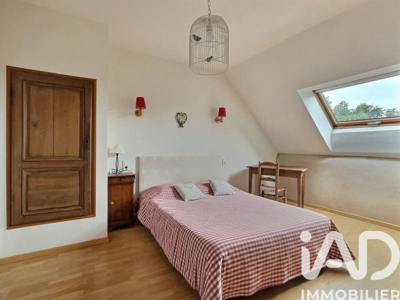 Maison - 754 m² - 26 pièces