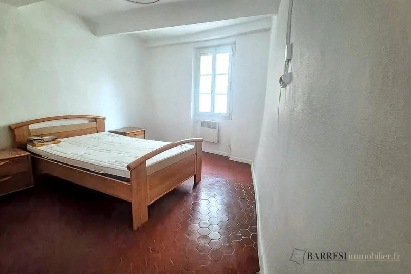 Appartement - 90 m² - 2 pièces